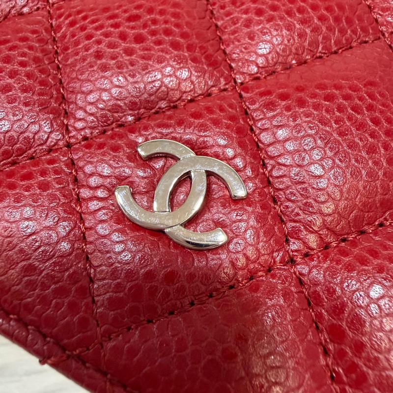 CHANEL A31509 COCO 紅皮菱格 銀釦 拉鍊 零錢 對折長夾 皮夾 發財夾-18