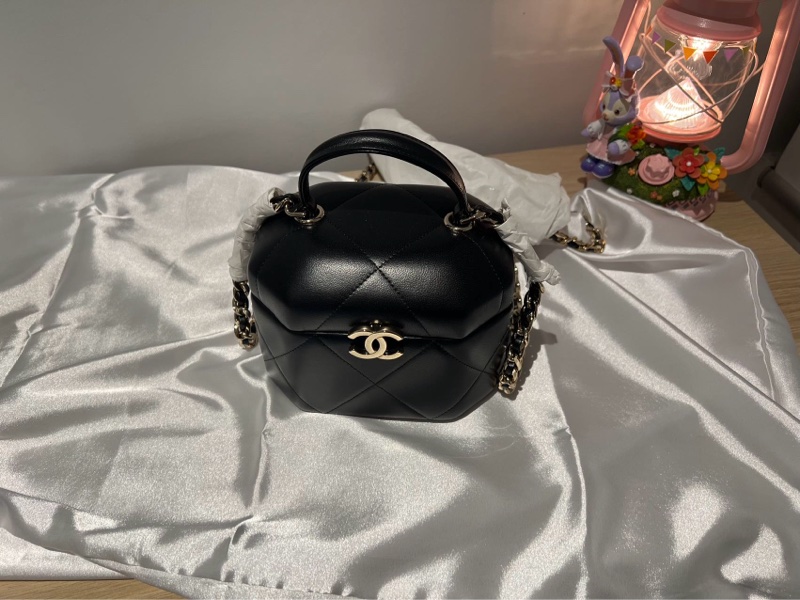 chanel 香奈兒 月光寶盒金扣 單肩斜挎包 晶片款-5