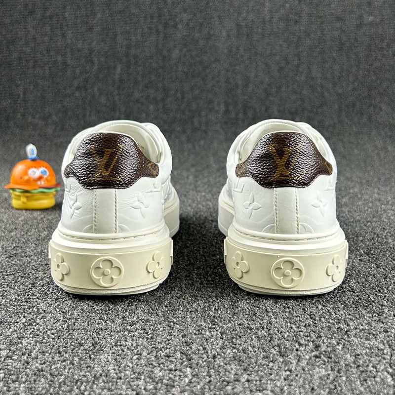 Louis Vuitton路易威登白色浮雕板鞋 尺碼:35 碼🧡-4