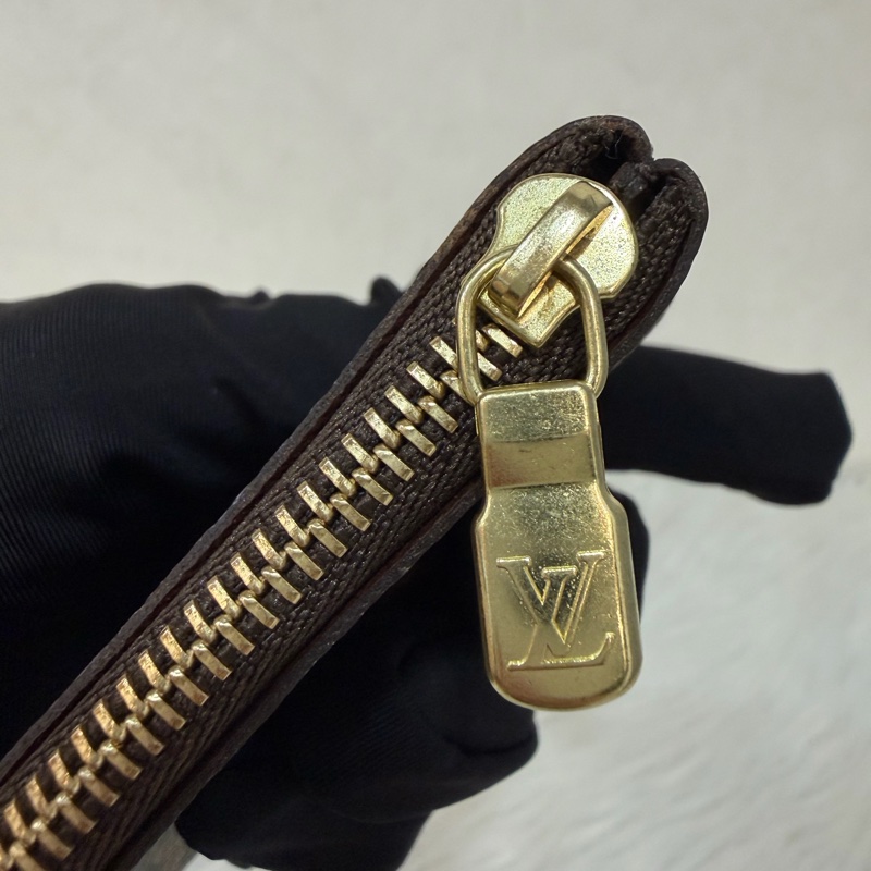 LV M62650 OCASE 原花老花字紋 一字 拉鍊 零錢包 鑰匙包 名片包 卡片包 信用卡包-12