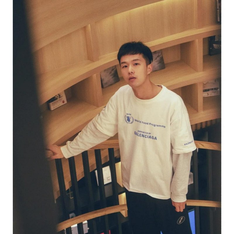 💎Han's house精品服飾💎 Balenciaga 巴黎世家 WFP  LOGO 短T 短袖  S 原價16900-6