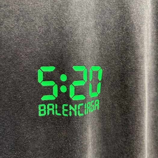 💎Han's house精品服飾💎Balenciaga 巴黎世家 520 夜光 短 T  短袖 現貨 XS-3