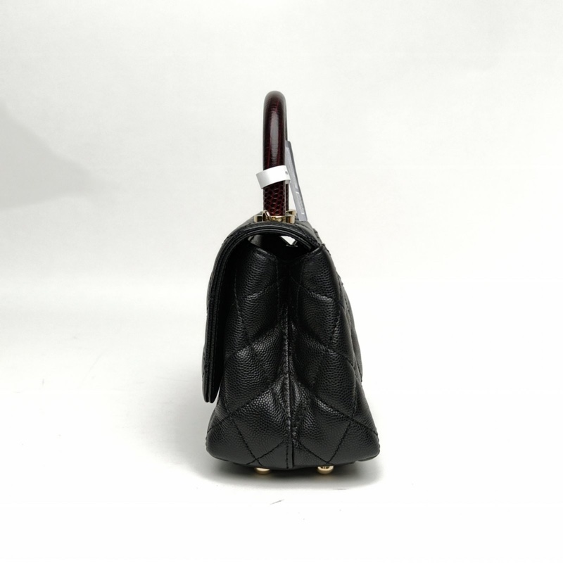 CHANEL CocoHandleMini黑色荔枝牛皮晶片金扣肩背包-1