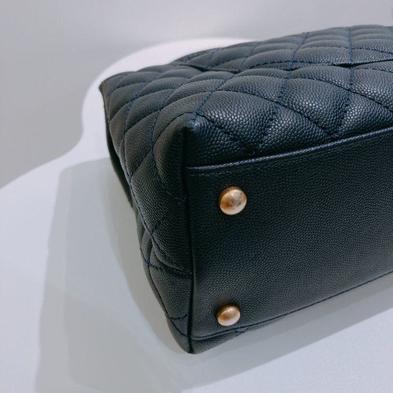 TW4857 Chanel 香奈兒 中號 手拎單肩包 深藍色 Medium Coco Handle Bag Caviar And Lizard Larther Navy-7