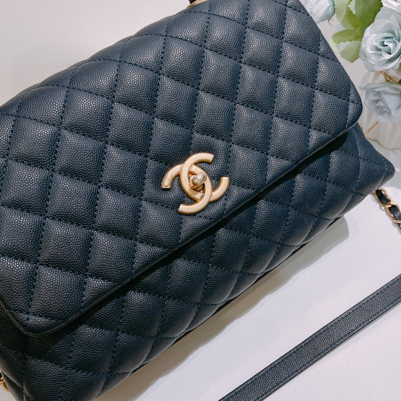 TW4857 Chanel 香奈兒 中號 手拎單肩包 深藍色 Medium Coco Handle Bag Caviar And Lizard Larther Navy-13