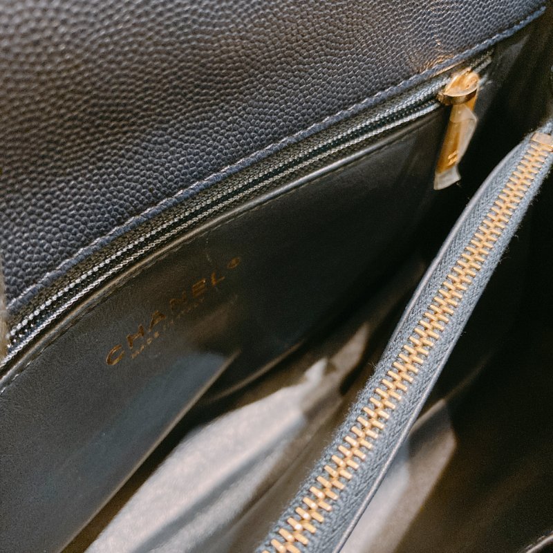 TW4857 Chanel 香奈兒 中號 手拎單肩包 深藍色 Medium Coco Handle Bag Caviar And Lizard Larther Navy-16