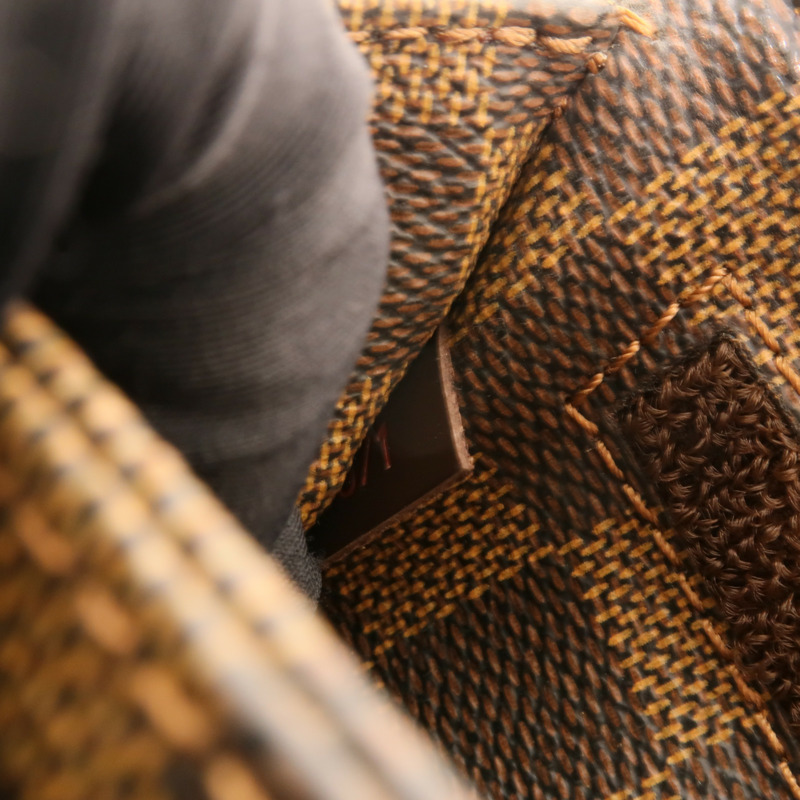 LOUIS VUITTON Damier Geronimos金扣腰包-9