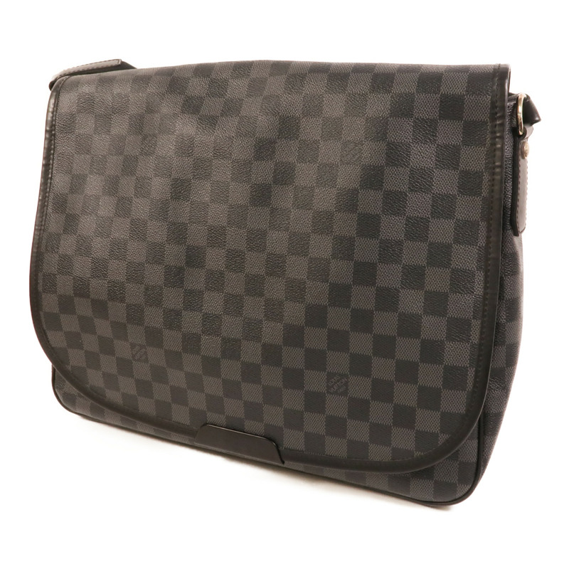 LOUIS VUITTON Damier Graghite Daniel MM銀扣肩背袋-2