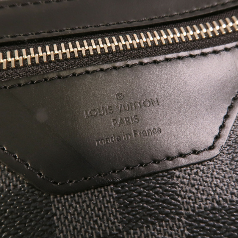 LOUIS VUITTON Damier Graghite Daniel MM銀扣肩背袋-8