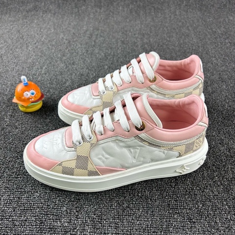 Louis Vuitton路易威登白粉松糕鞋 尺碼：36.5 碼🧡