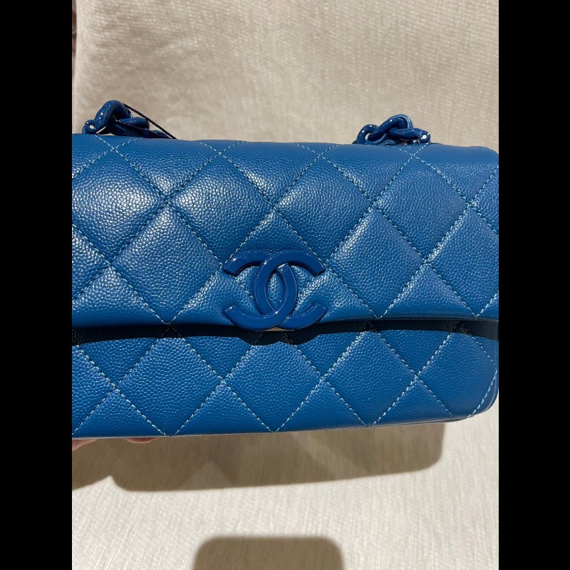 Chanel classic flap bag-4
