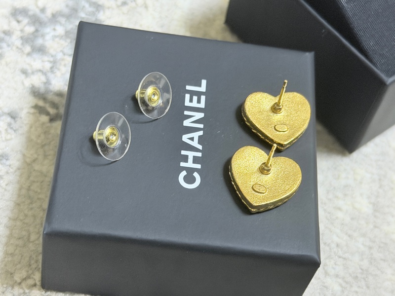 全網最低價✨CHANEL 24P爆款 絕版 牛仔愛心耳環 小號 耳針款-6