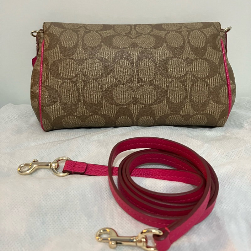 COACH 翻蓋包 斜背 肩背 手提三用-6