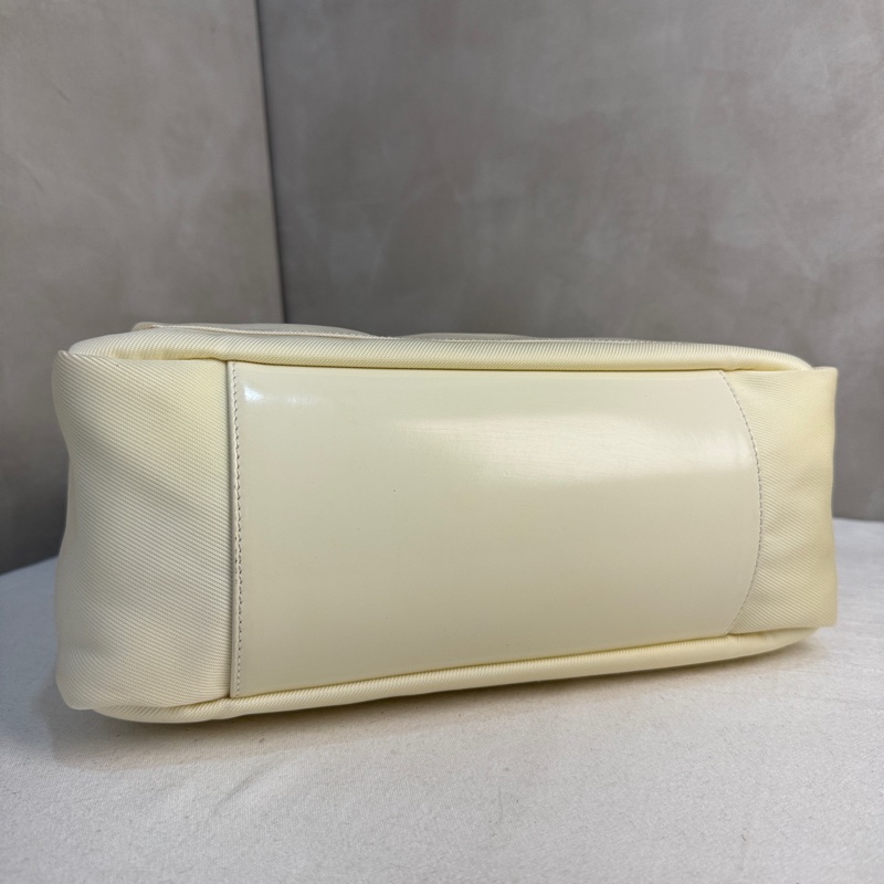 【赫蒂國際精品】 Gucci 米白竹節手提肩背包vintage 二手 中古-9