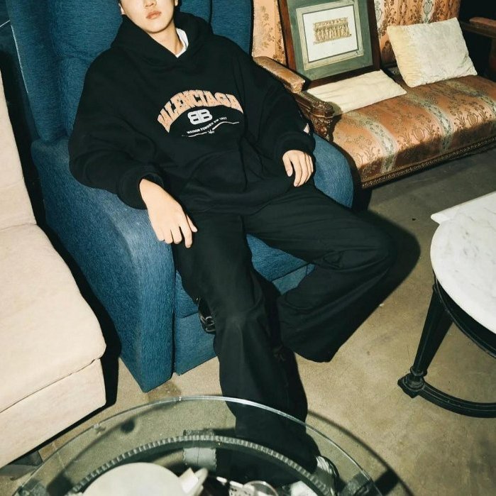 💎Han's house精品服飾💎Balenciaga 巴黎世家 LOGO 帽T 寬版 男女共穿 現貨 M 原價32800-5