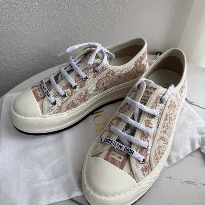 Dior粉色超美休閒鞋37半 超好看-1