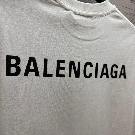 💎Han's house精品服飾💎Balenciaga 巴黎世家  短 T 寬版 現貨 XXS 原價22200-1