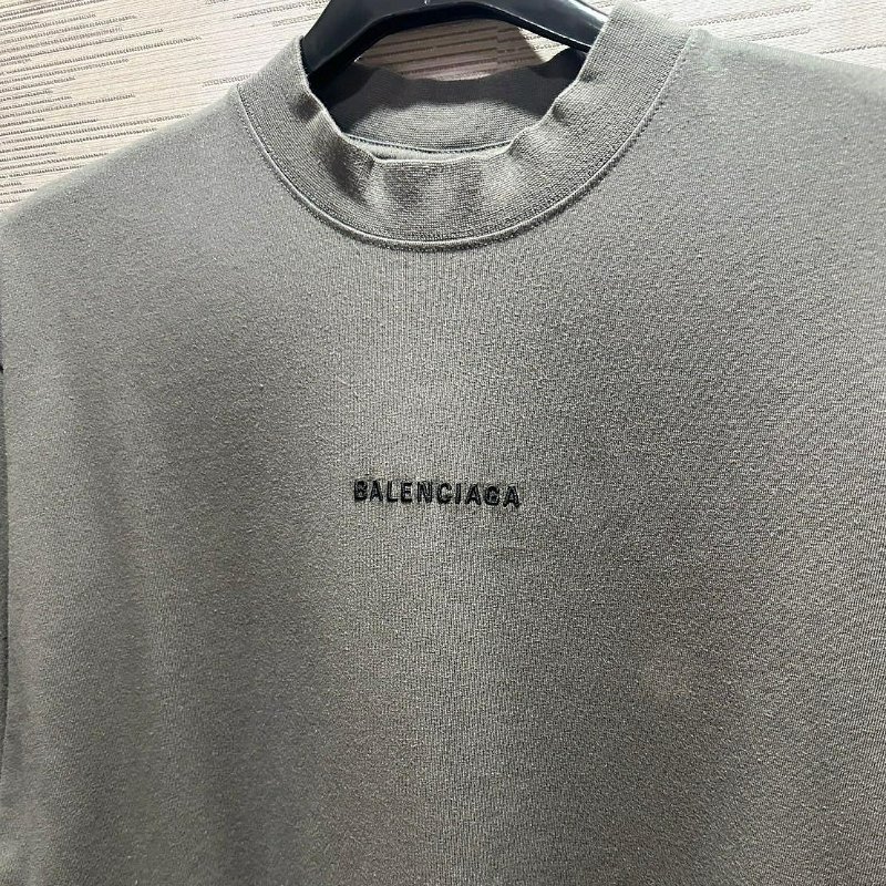 💎Han's house精品服飾💎Balenciaga 巴黎世家 刺繡 LOGO 短 T 男女共穿 寬版 深灰 男女共穿 現貨 XS /現貨 原價22200-4