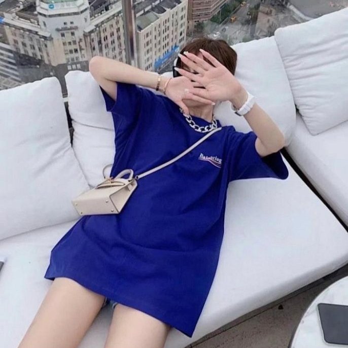 💎Han's house精品服飾💎 Balenciaga 巴黎世家 可樂 刺繡 短 T 寬版 寶藍 男女共穿 現貨 S原價22200-4