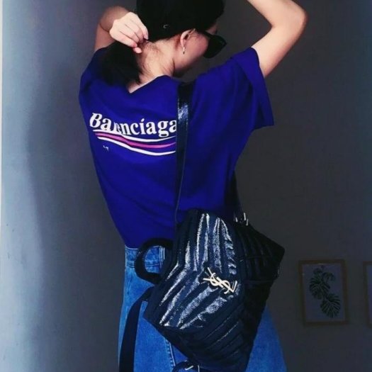 💎Han's house精品服飾💎 Balenciaga 巴黎世家 可樂 刺繡 短 T 寬版 寶藍 男女共穿 現貨 S原價22200-6