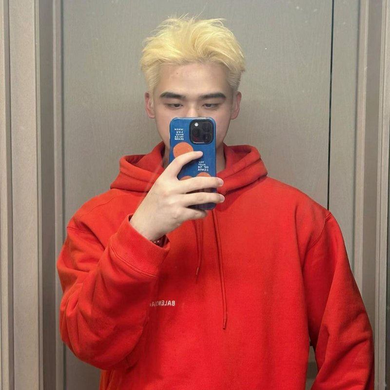 💎Han's house精品服飾💎Balenciaga 巴黎世家 刺繡 LOGO 帽T 寬版 男女共穿 葡萄牙製 現貨 XXS 原價29800-7