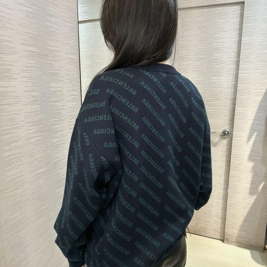 💎Han's house精品服飾💎 Balenciaga 巴黎世家 毛衣 男女共穿 義大利製 正常版 內標拆掉可雙面穿 現貨 S  原價48500-7