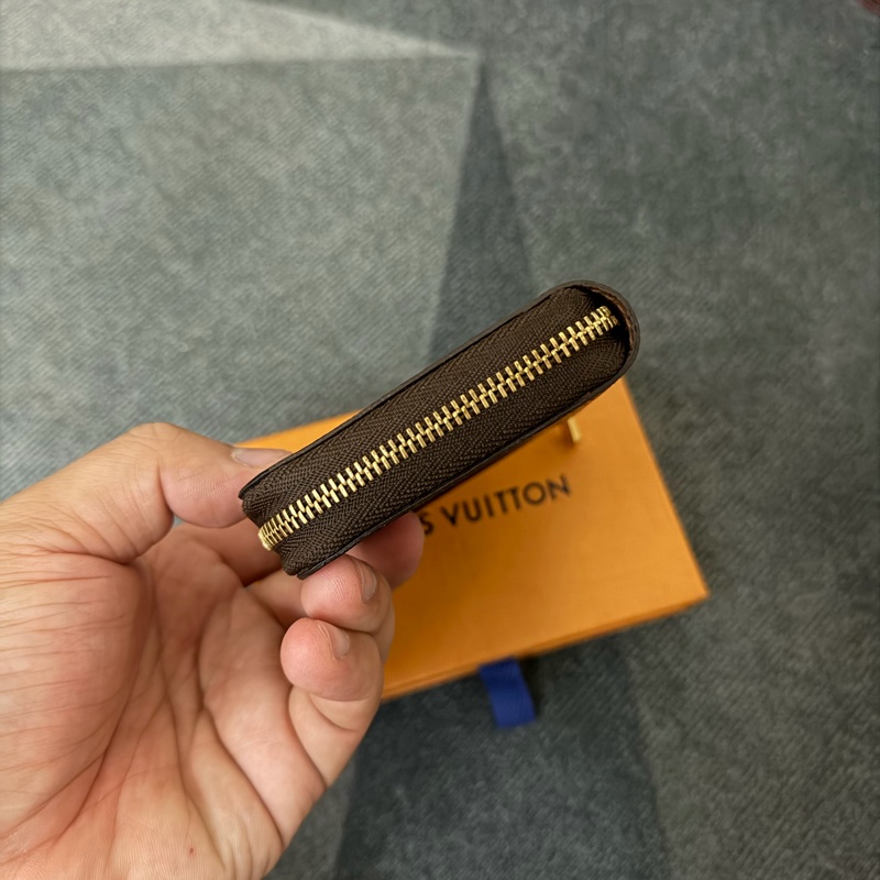 Lv經典老花零錢包（M60067)-3