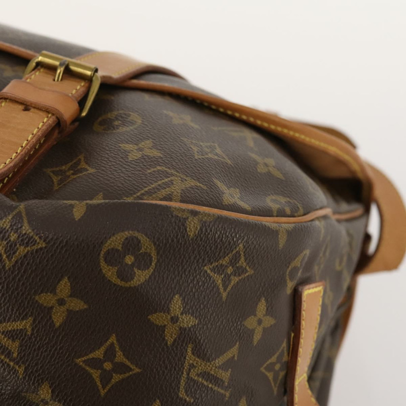 【日本直送】路易威登 Monogram Saumur 43 肩背包 M42252 LV Auth 175074A-16