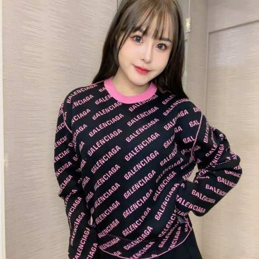 💎Han's house精品服飾💎 Balenciaga 巴黎世家 毛衣 義大利製 正常版 內標拆掉可雙面穿 現貨 M原價48500-5