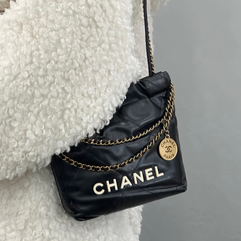 CHANEL香奈兒黑金白字母22bag mini熊貓配色芯片款-4