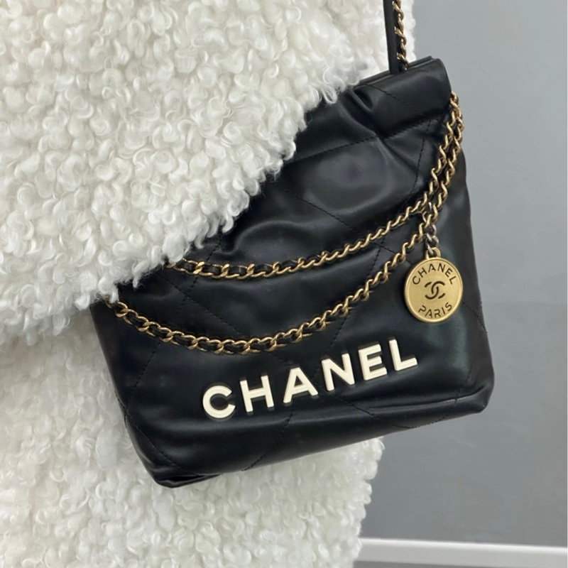 CHANEL香奈兒黑金白字母22bag mini熊貓配色芯片款-23