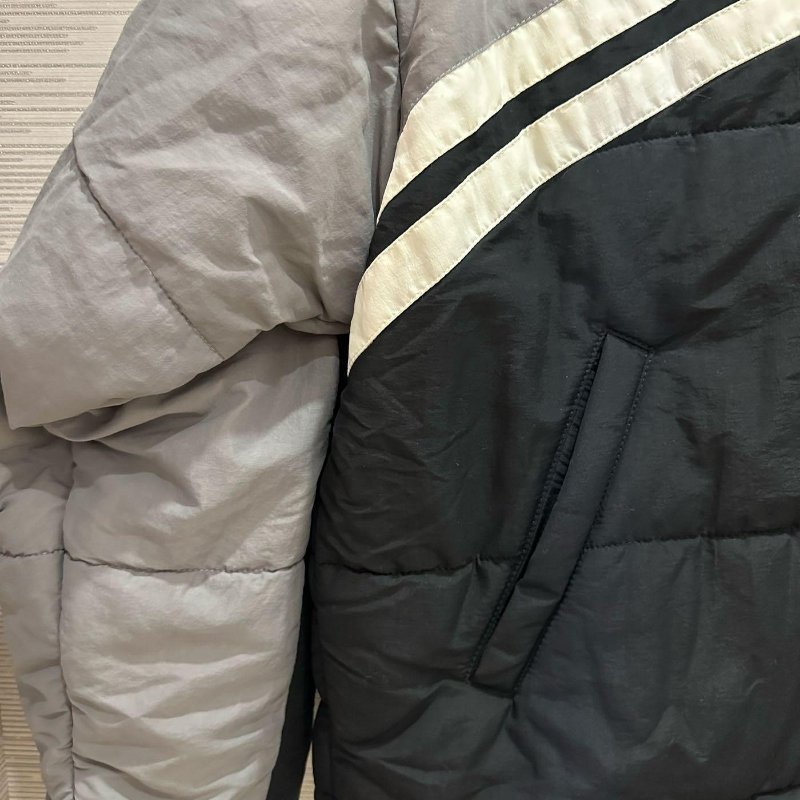 💎Han's house精品服飾💎 Balenciaga 巴黎世家 刺繡 外套 現貨 S 原價63500-3