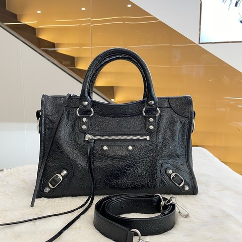 🆕25年 全新 ✨Balenciaga巴黎世家LE CITY黑色細紋羊皮革小號新款機車包手提包肩背包 銀扣 💛正品保障