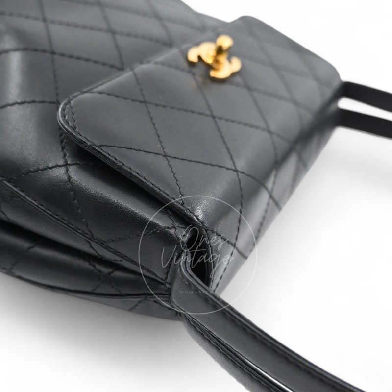 中古 香奈兒 Chanel 復古黑色小羊皮Black Lambskin  CC Turn Lock 旋扣肩背包-10