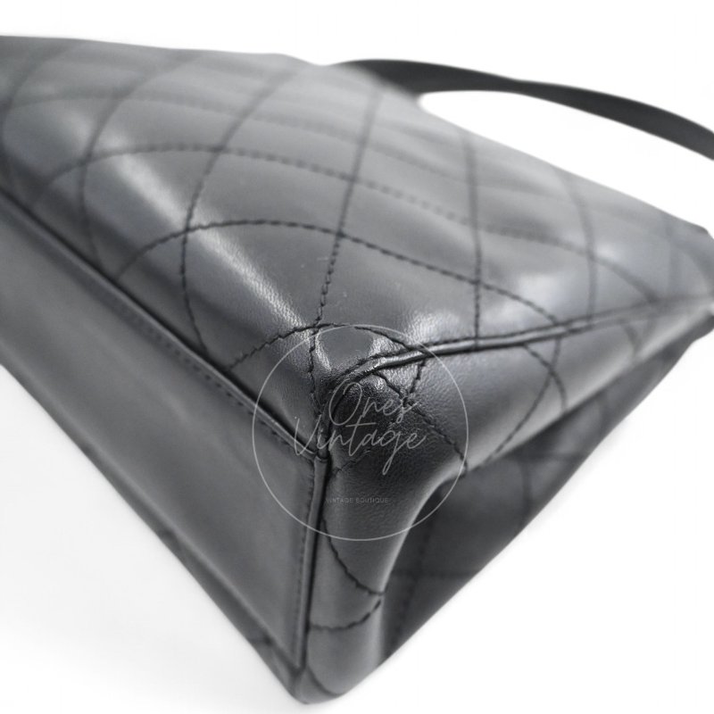 中古 香奈兒 Chanel 復古黑色小羊皮Black Lambskin  CC Turn Lock 旋扣肩背包-14