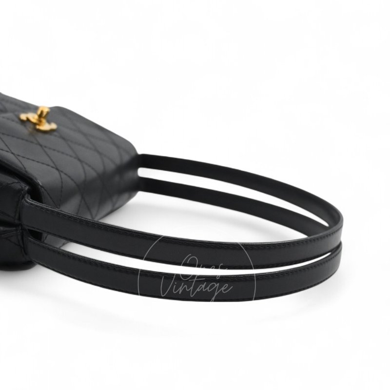 中古 香奈兒 Chanel 復古黑色小羊皮Black Lambskin  CC Turn Lock 旋扣肩背包-32