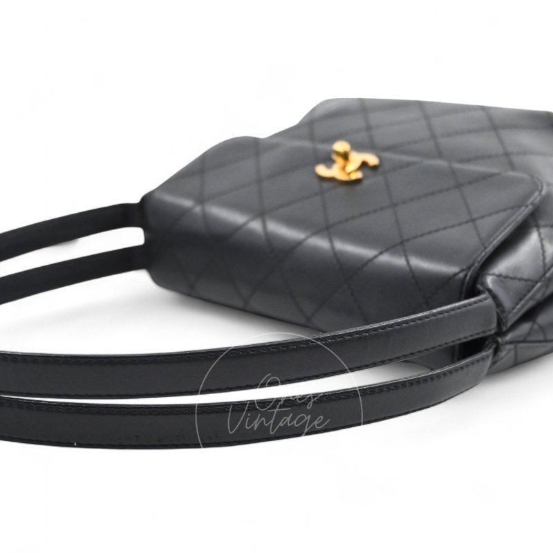 中古 香奈兒 Chanel 復古黑色小羊皮Black Lambskin  CC Turn Lock 旋扣肩背包-33