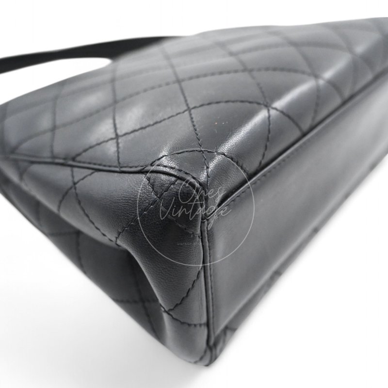 中古 香奈兒 Chanel 復古黑色小羊皮Black Lambskin  CC Turn Lock 旋扣肩背包-43