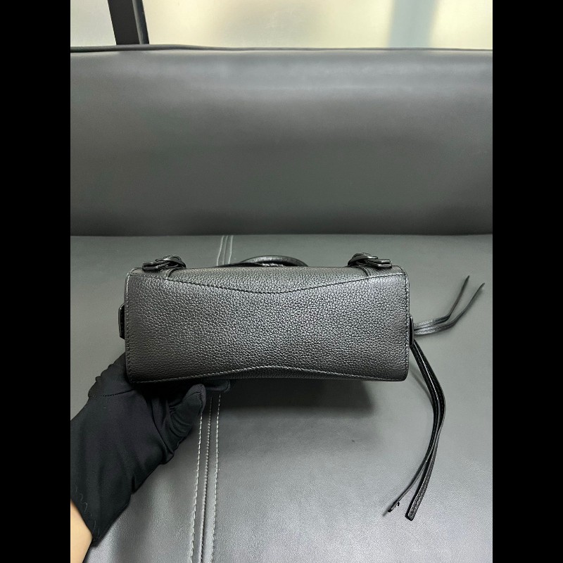 Balenciaga NEO CLASSIC CITY mini 新款機車包-2