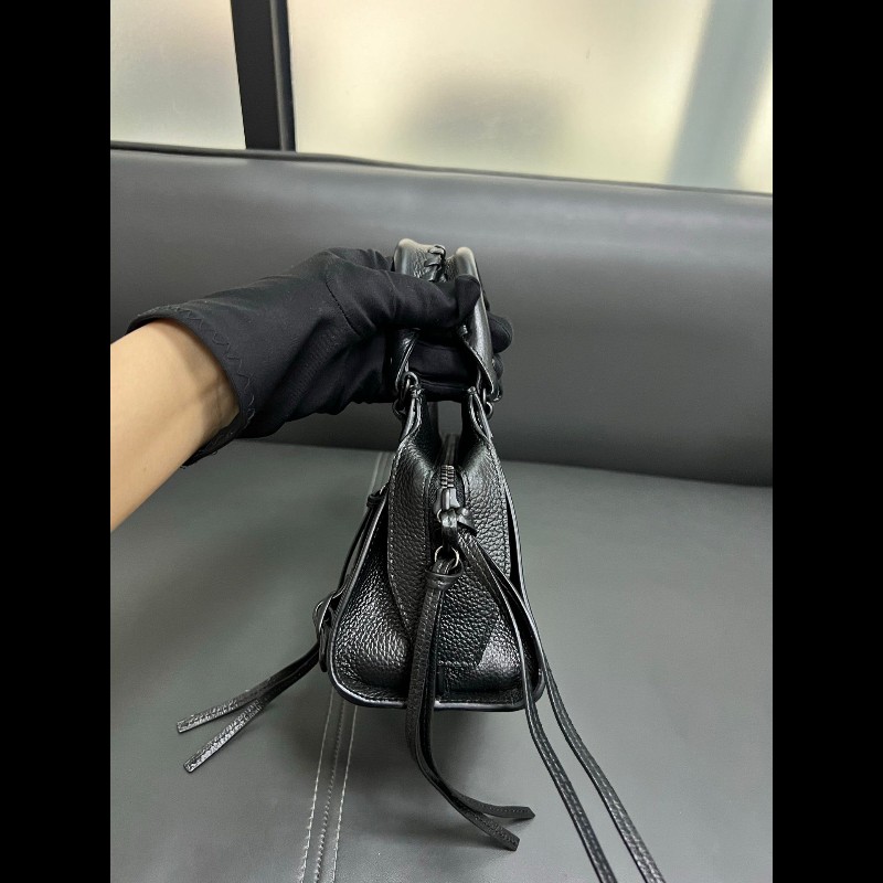 Balenciaga NEO CLASSIC CITY mini 新款機車包-5