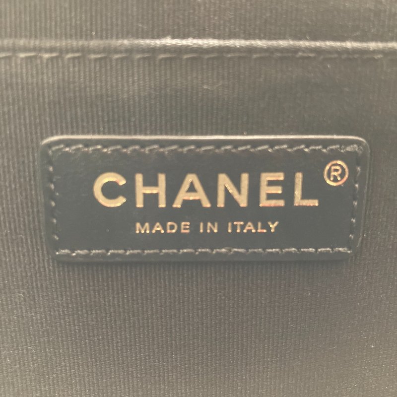 CHANEL 香奈兒 23S 後背包 復古羊皮 黑色 金釦-14
