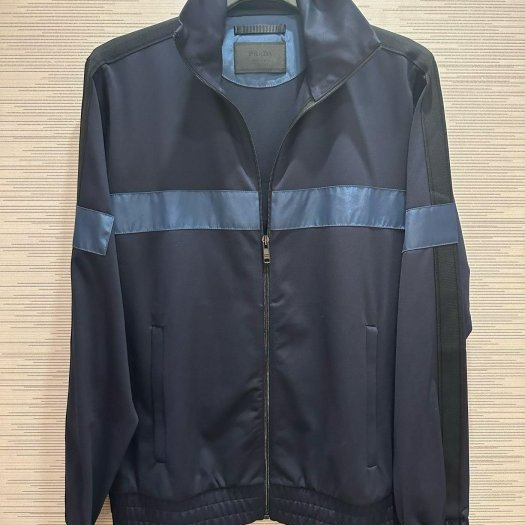 💎Han's house精品服飾💎Prada 尼龍 拼接 外套 現貨 M  原價 35000-0