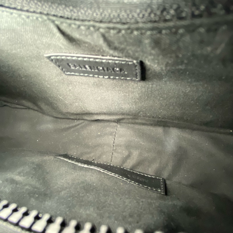 🆕全新❤Balenciaga/巴黎世家 le cagole黑色小羊皮月亮包機車斜挎包 正品💛-8