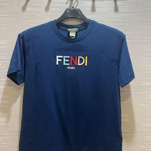 💎Han's house精品服飾💎FENDI 芬迪 立體 刺繡 短 T 義大利製 現貨 青年款-0
