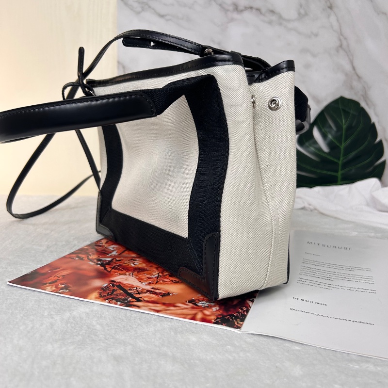 Balenciaga 黑白拼小牛皮托特包-7