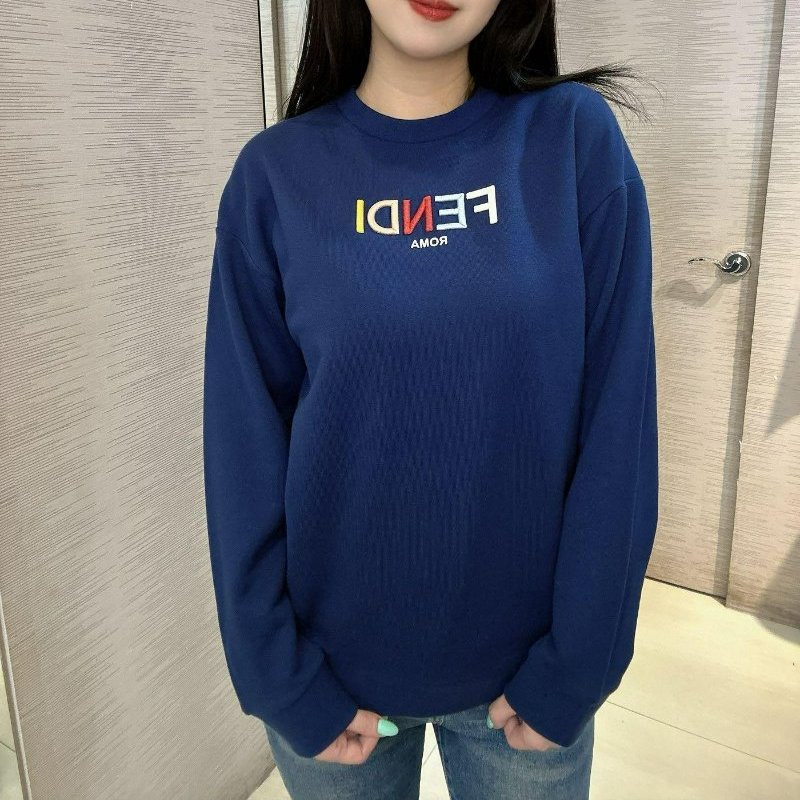 💎Han's house精品服飾💎 FENDI 芬迪 立體 刺繡 衛衣 大學T 義大利製 現貨 青年款-1