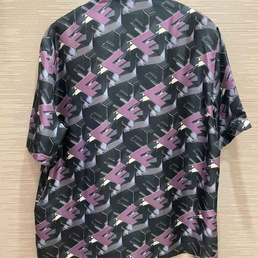💎Han's house精品服飾💎 FENDI 芬迪 FF 真絲 短 襯衫 義大利製 寬版 現貨 39 原價53200-1