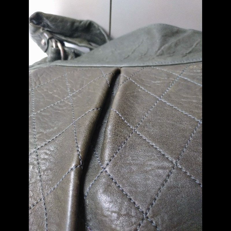 Chanel 墨綠皺皺皮革大直式托特包-29