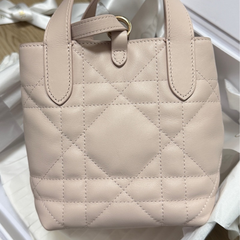 Dior Toujours 小型直式托特包 Macrocannage 大籐格紋小牛皮-5
