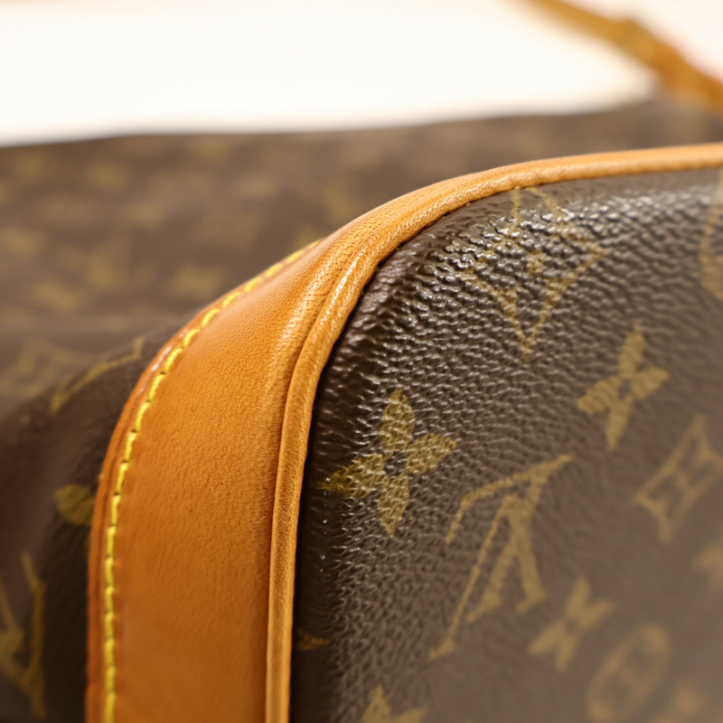 LOUIS VUITTON Monogram Amfar Three肩背袋-11